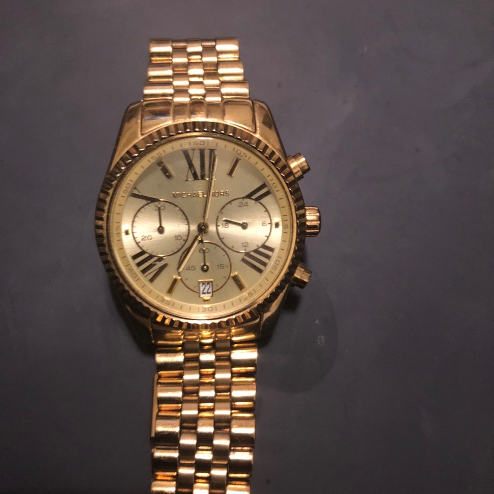Michael Kors Gold Watch - Picture 3 of 6